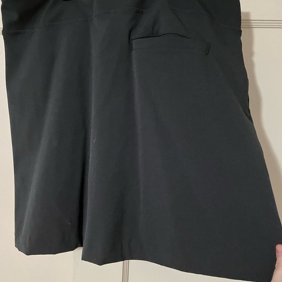 Lilly Pulitzer Black skort NWOT size 12 - Picture 1 of 2